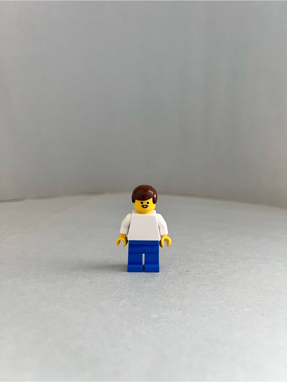 LEGO Sports Soccer Player White/Blue Team Player 1 Minifigure